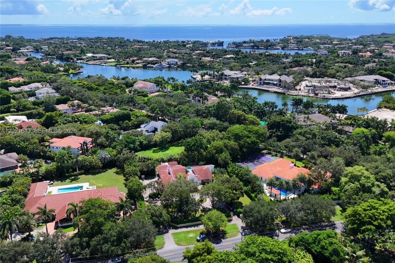 8303 Old Cutler Rd , Coral Gables, FL 33143 Photo