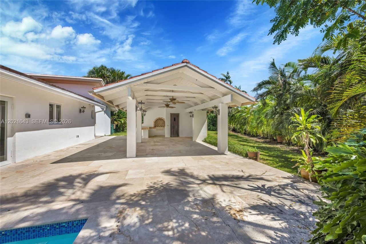 8303 Old Cutler Rd , Coral Gables, FL 33143 Photo