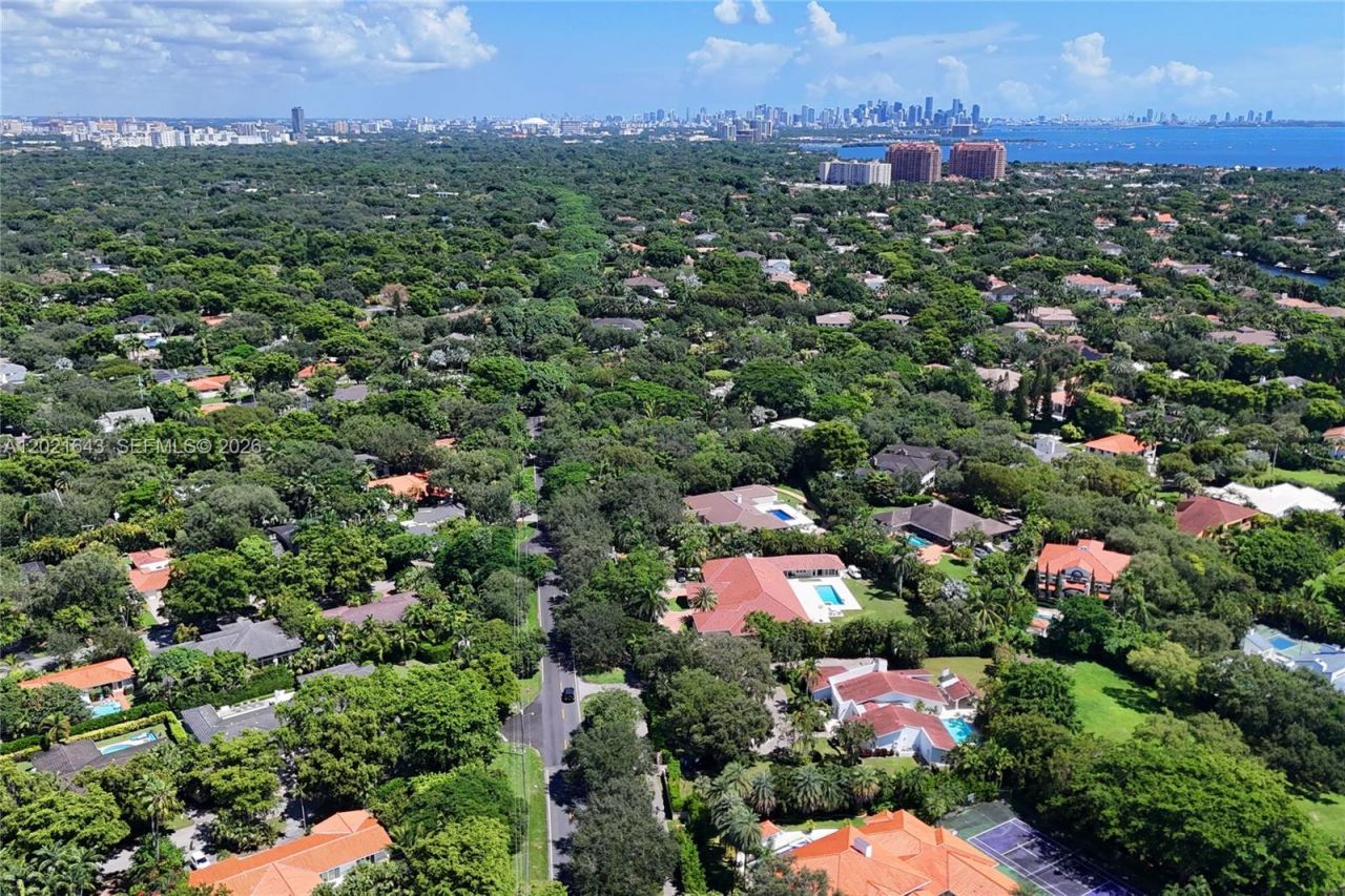 8303 Old Cutler Rd , Coral Gables, FL 33143 Photo