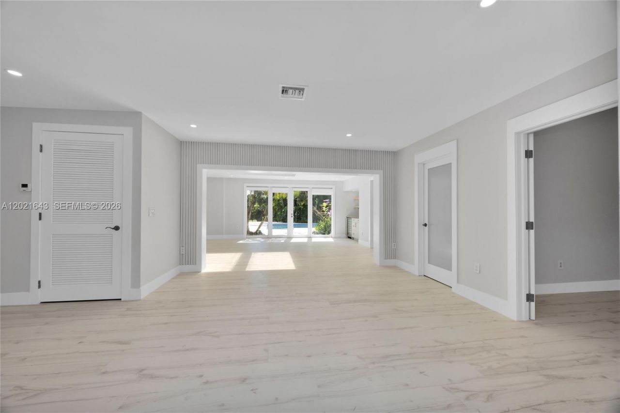 8303 Old Cutler Rd , Coral Gables, FL 33143 Photo