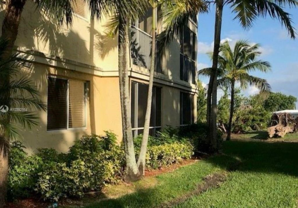 5760 Rock Island Road, Unit 310, Tamarac, FL 33319 Photo