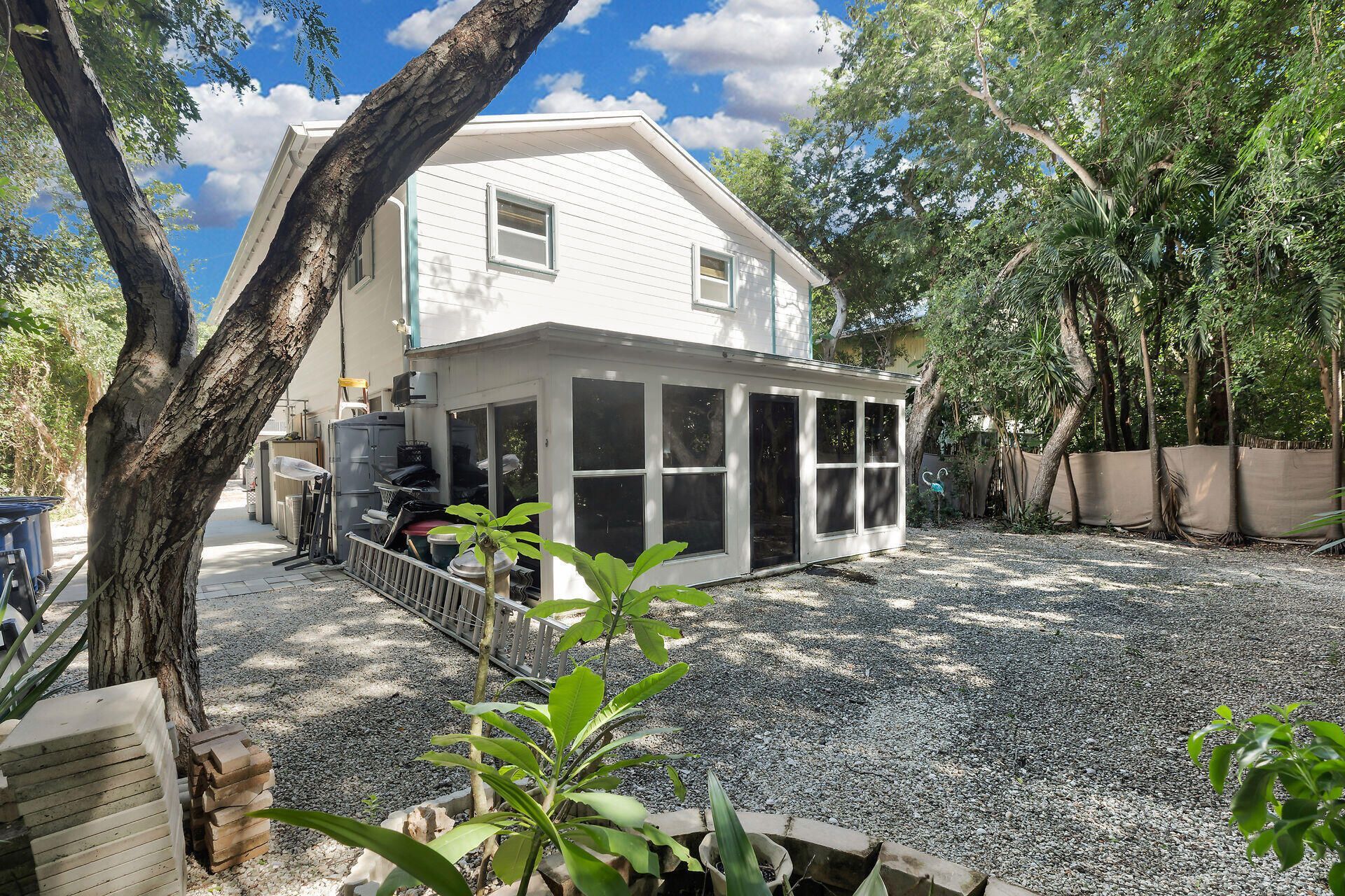 323 Bay View Avenue, Key Largo, FL 33037 Photo