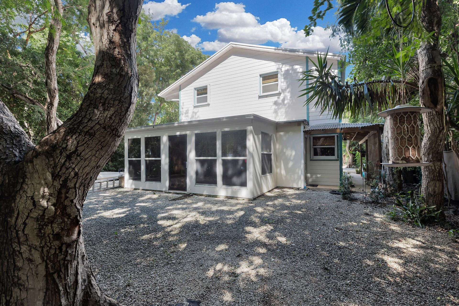 323 Bay View Avenue, Key Largo, FL 33037 Photo