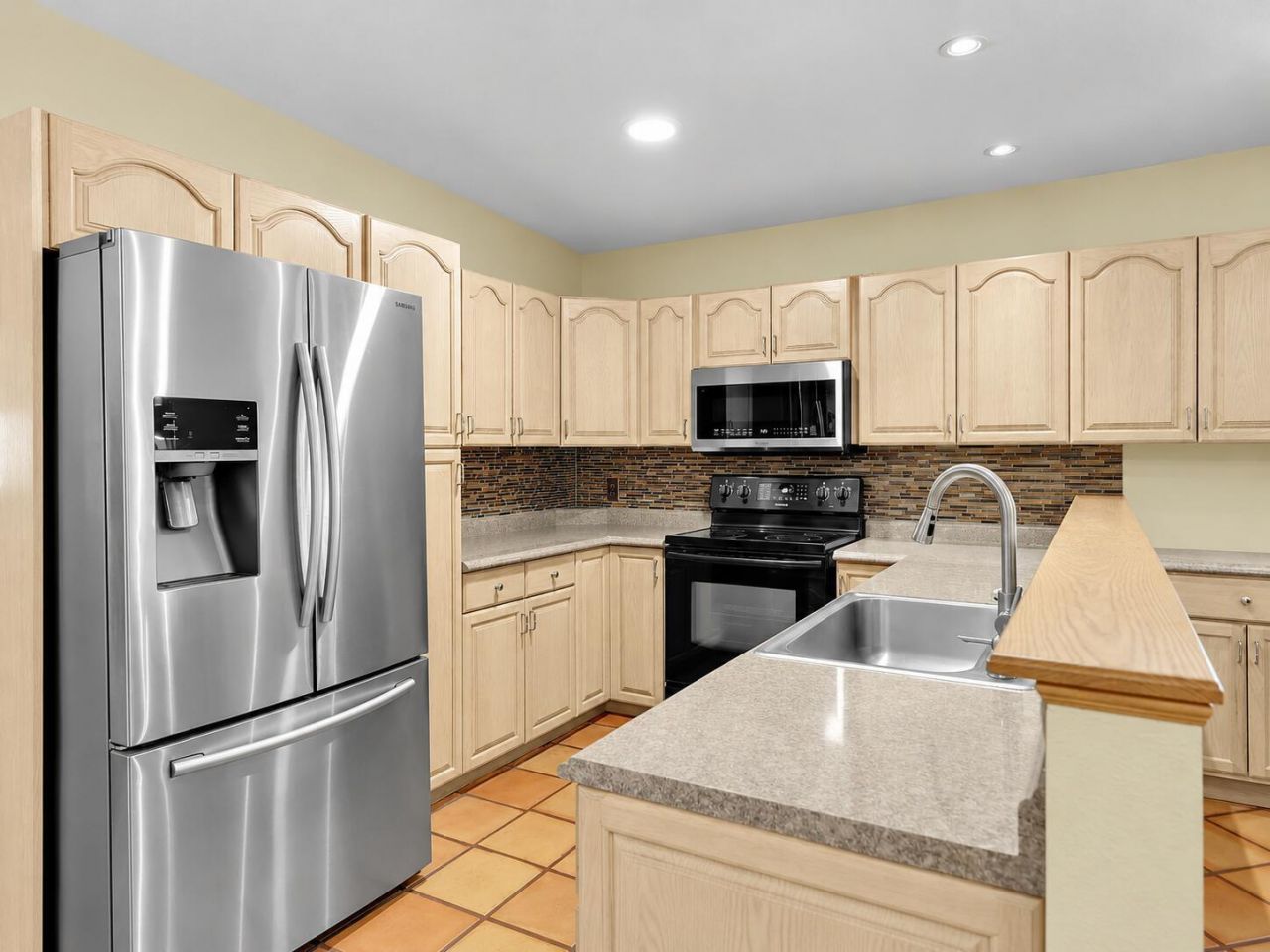 323 Bay View Avenue, Key Largo, FL 33037 Photo