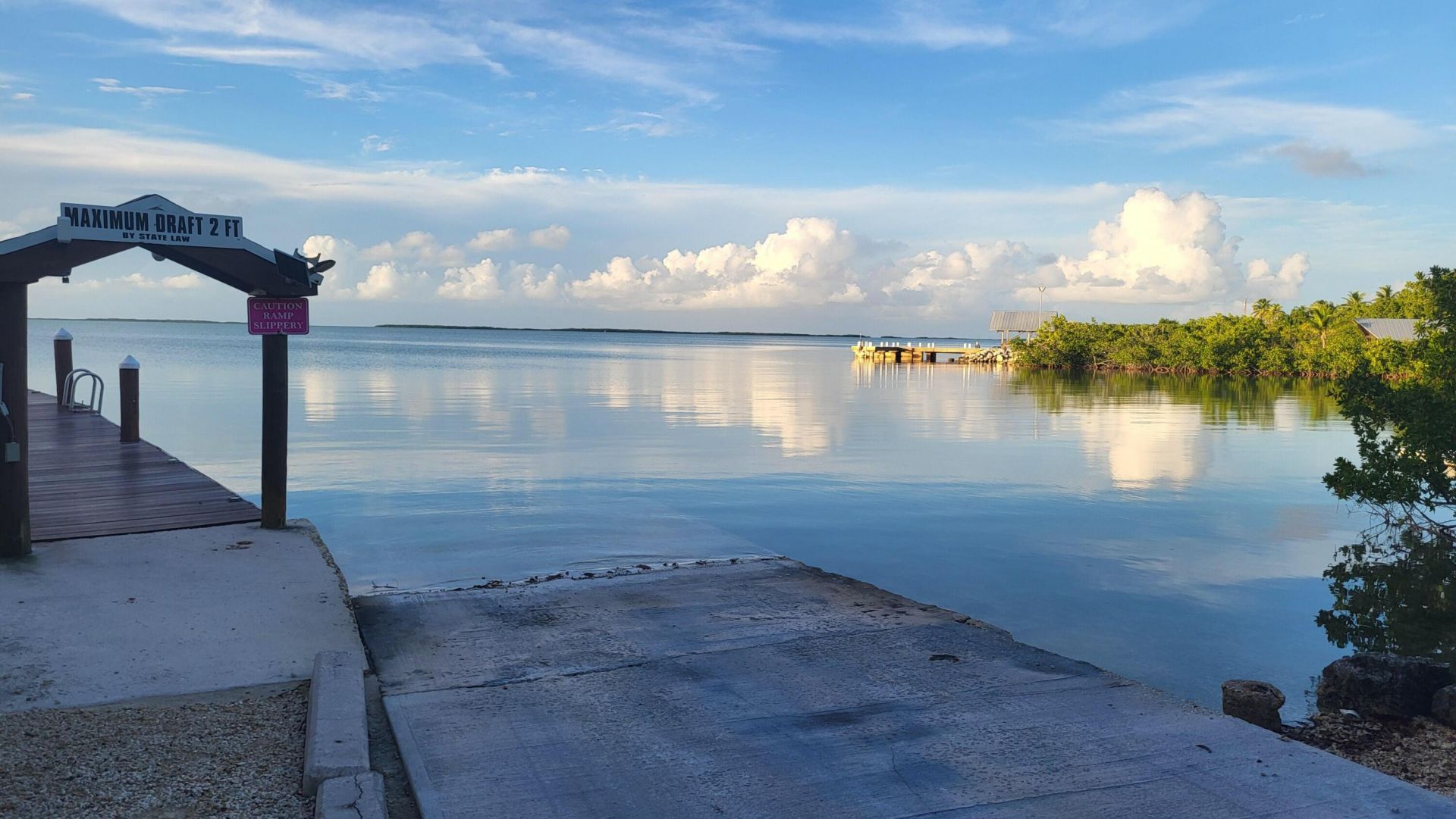 323 Bay View Avenue, Key Largo, FL 33037 Photo