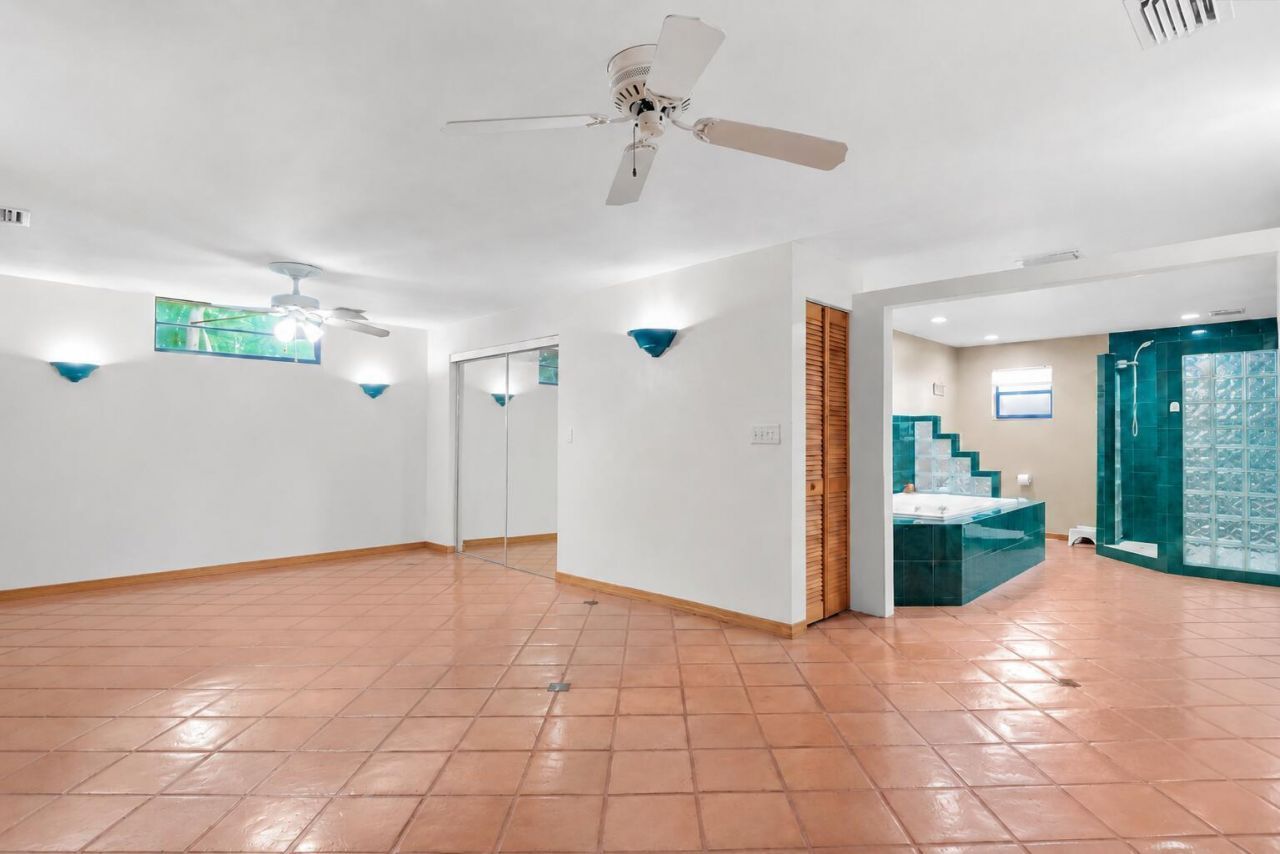 323 Bay View Avenue, Key Largo, FL 33037 Photo