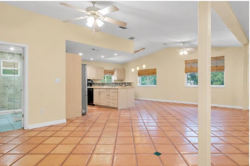 323 Bay View Avenue, Key Largo, FL 33037 Photo