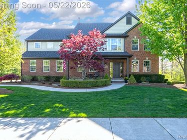 61036 Winterberry Drive, Washington Twp, MI 48094
