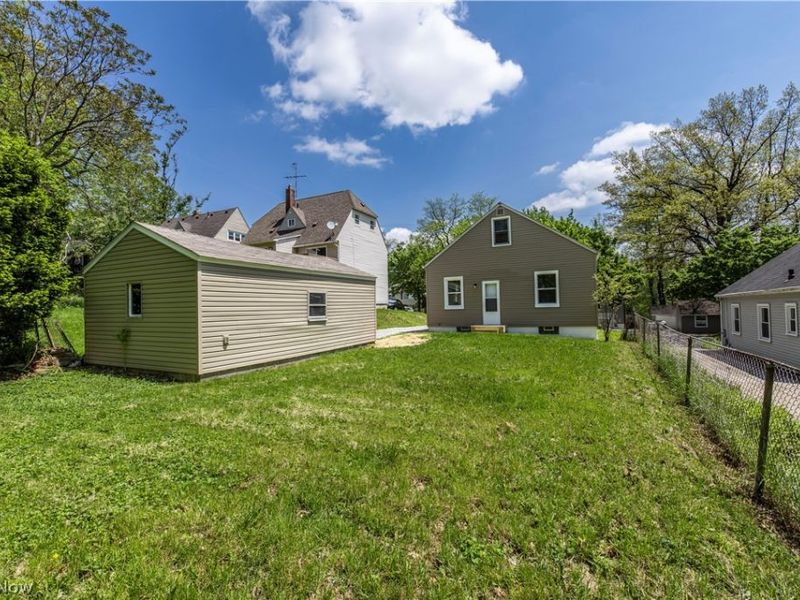 144 Malacca Street , Akron, OH 44305 Photo 34