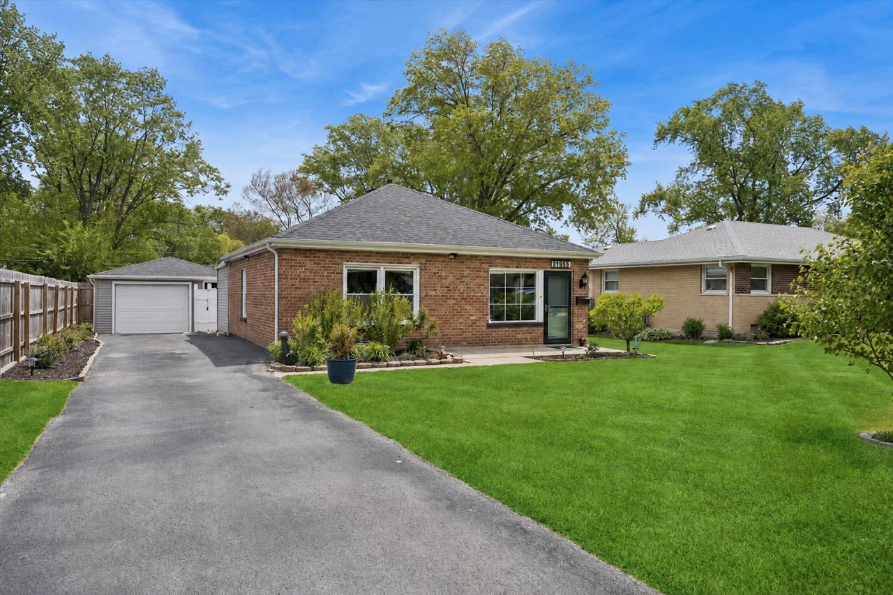21955 Millard Avenue, Richton Park, IL 60471 Main Photo
