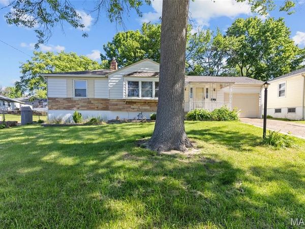 9427 Atwood Drive , Affton, MO 63123