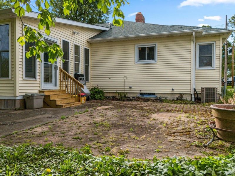 305 Bourbon Street, Blanchester, OH 45107 Photo 41