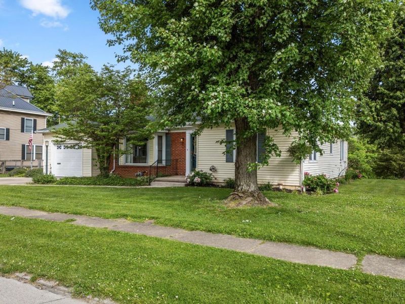 305 Bourbon Street, Blanchester, OH 45107 Photo 46