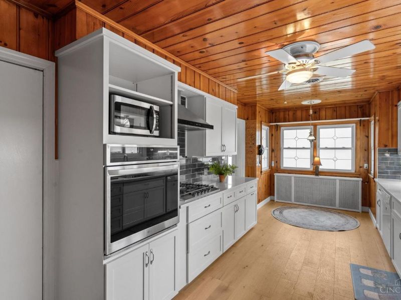 305 Bourbon Street, Blanchester, OH 45107 Photo 9