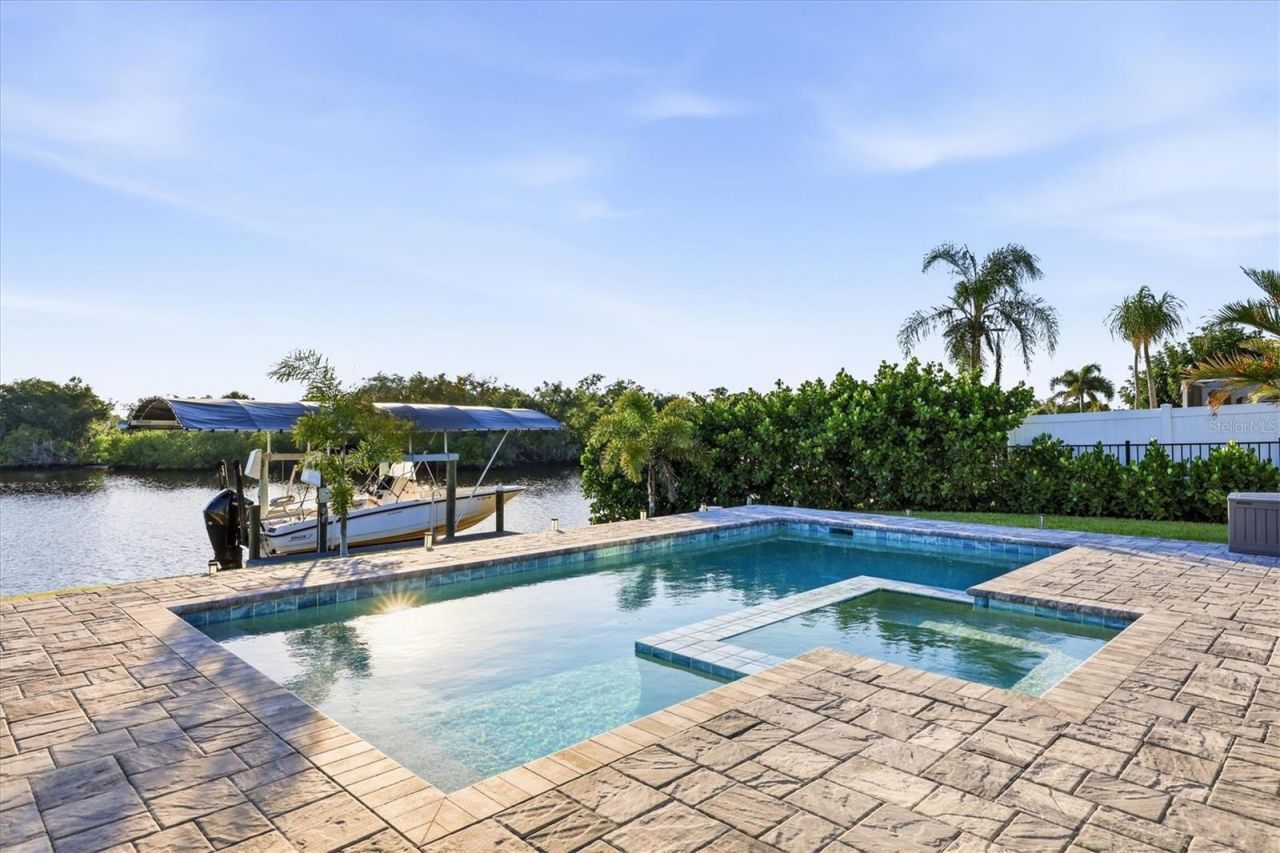 430 Spring Lake Boulevard Nw, Port Charlotte, FL 33952 Photo