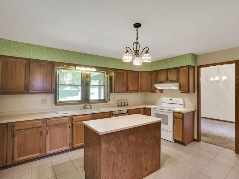 314 E Woodside Drive, Gambier, OH 43022 Photo 10