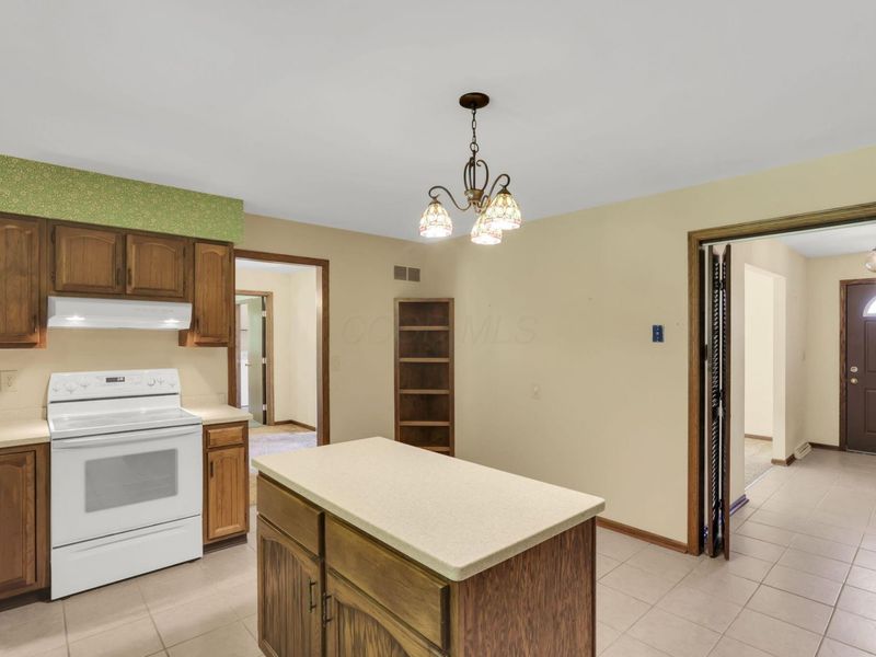 314 E Woodside Drive, Gambier, OH 43022 Photo 11