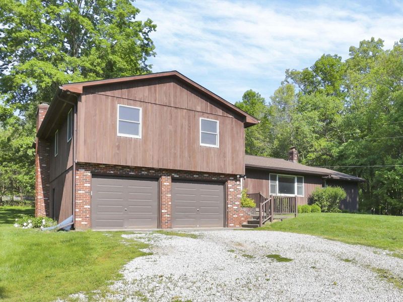 314 E Woodside Drive, Gambier, OH 43022 Photo 3