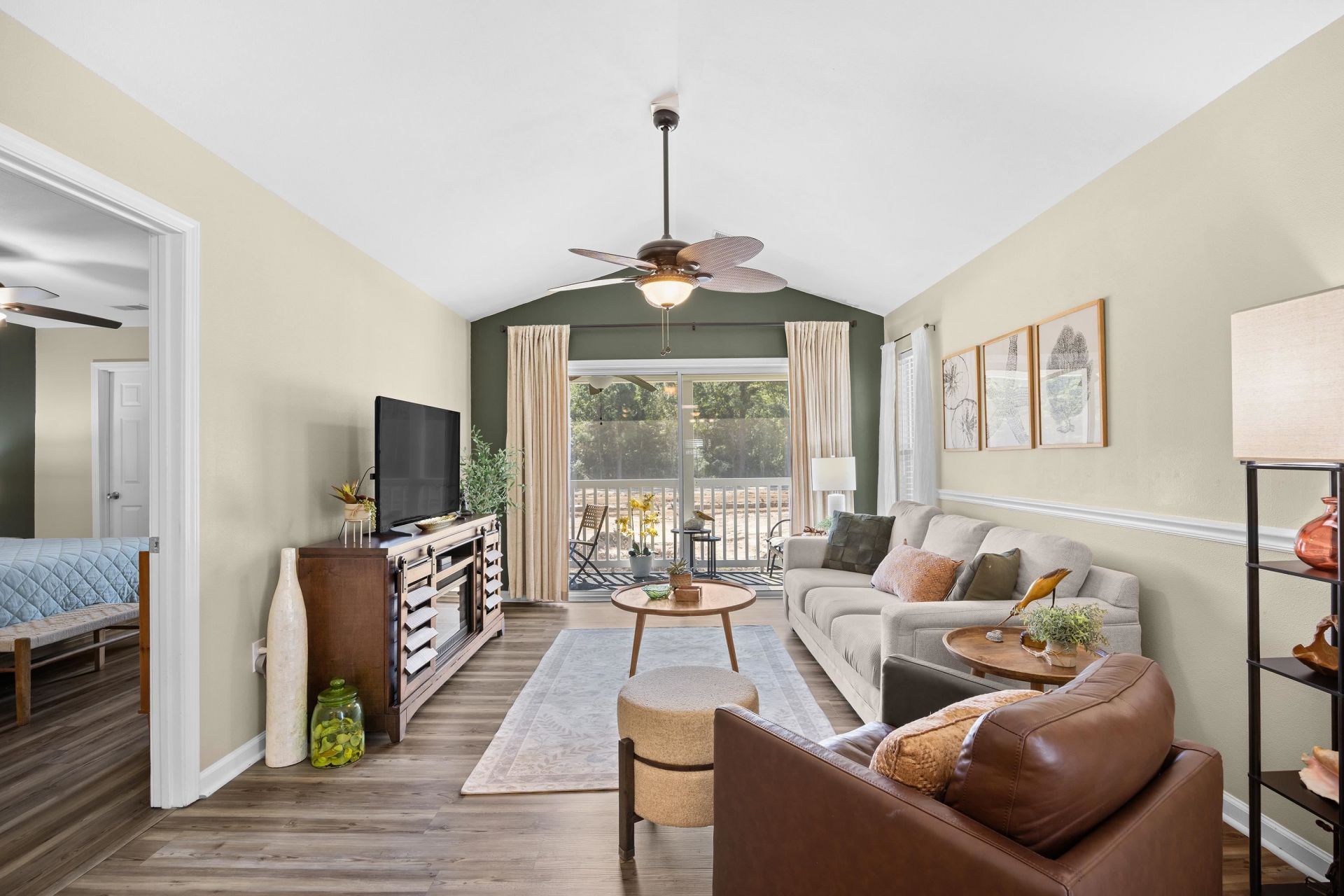 1242 River Oaks Dr. Photo 12