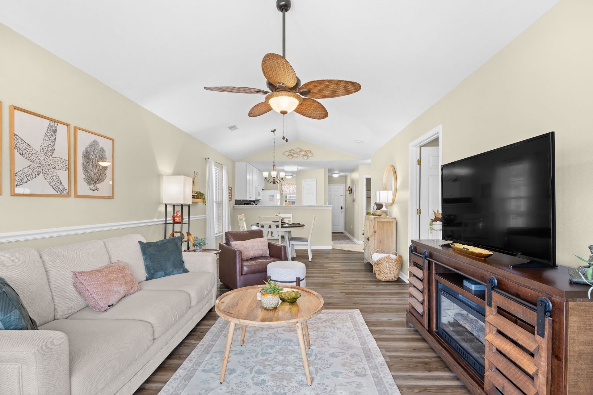 1242 River Oaks Dr. Photo 17