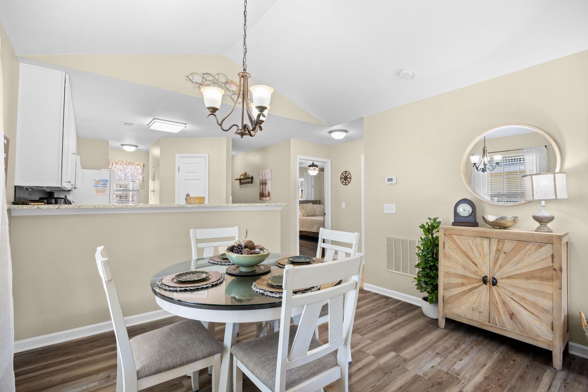 1242 River Oaks Dr. Photo 25
