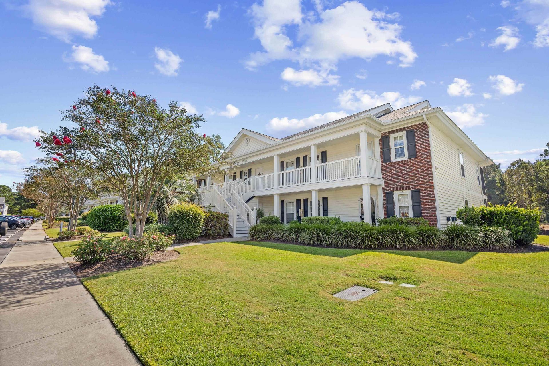 1242 River Oaks Dr. Photo 31