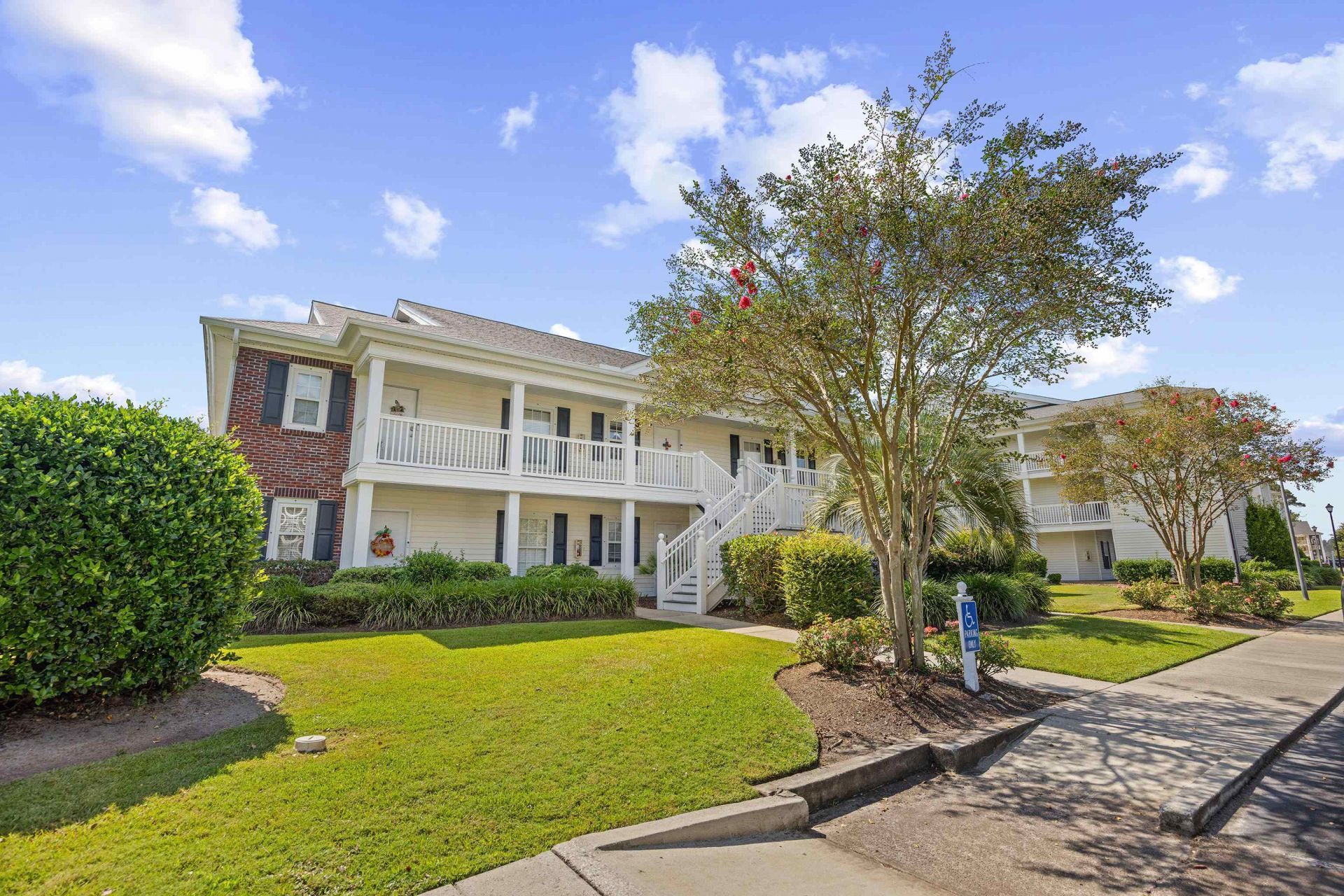 1242 River Oaks Dr. Photo 32