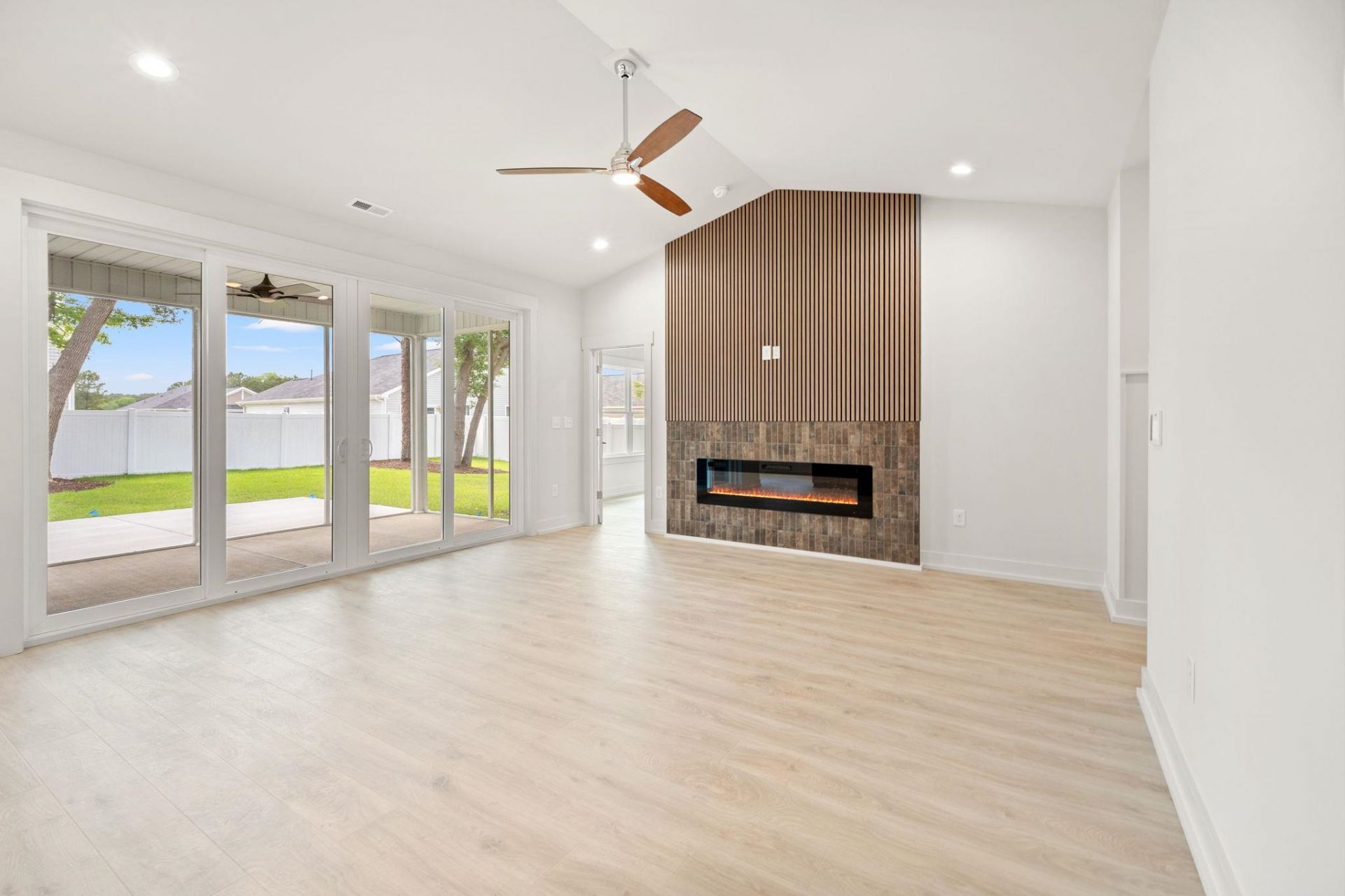 315 Dunbarton Ln.  Photo 6