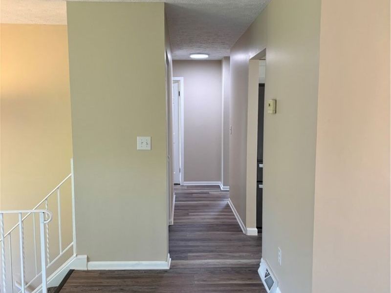 663 Meadowland Drive , Hubbard, OH 44425 Photo 11