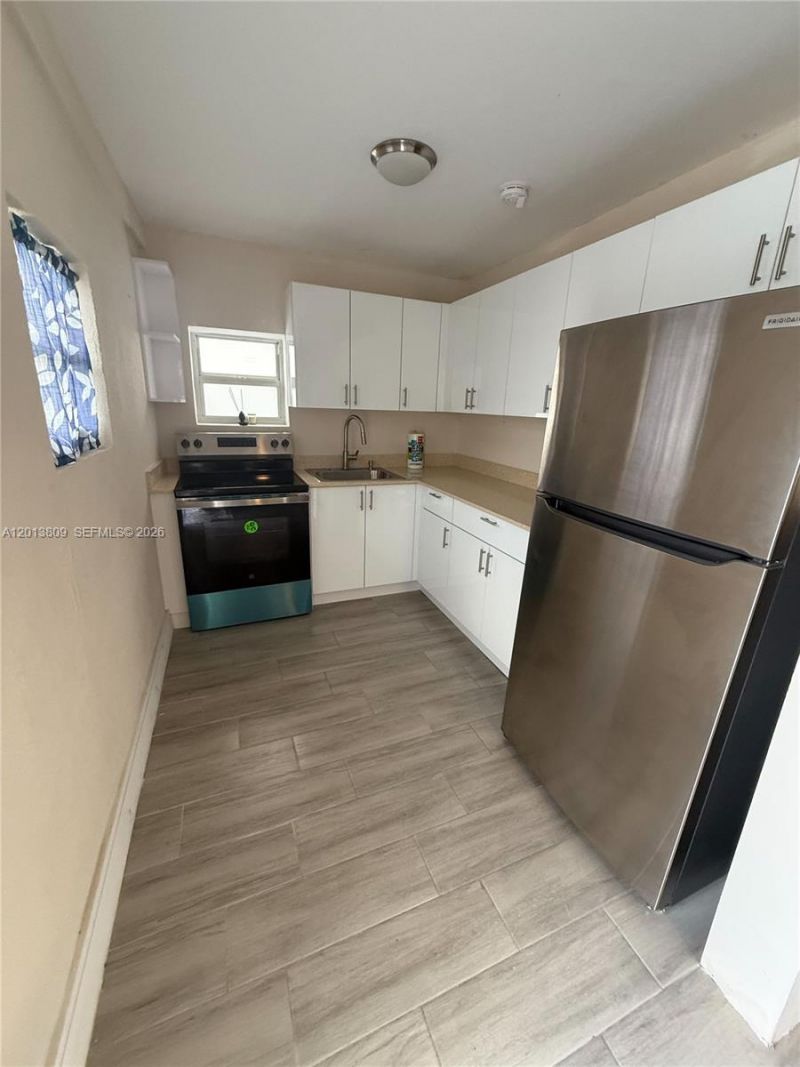 613 NW 15th Ave , Unit 1-E, Pompano Beach, FL 33069 Photo