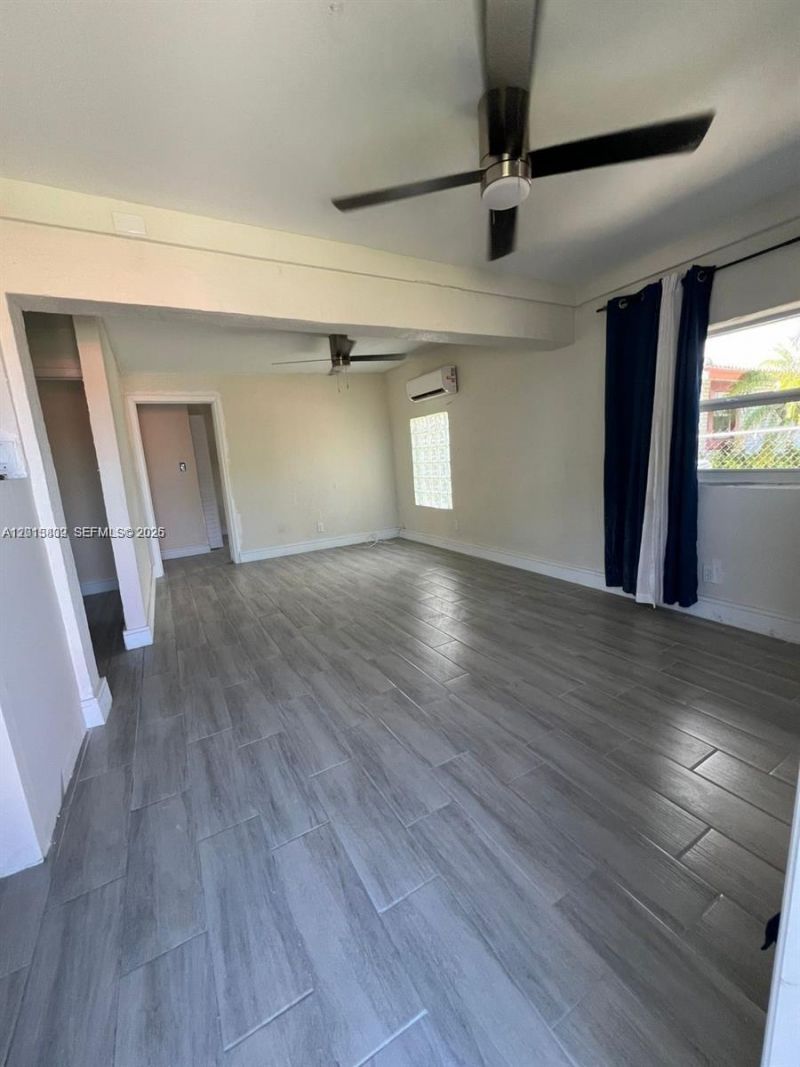 613 NW 15th Ave , Unit 1-E, Pompano Beach, FL 33069 Photo
