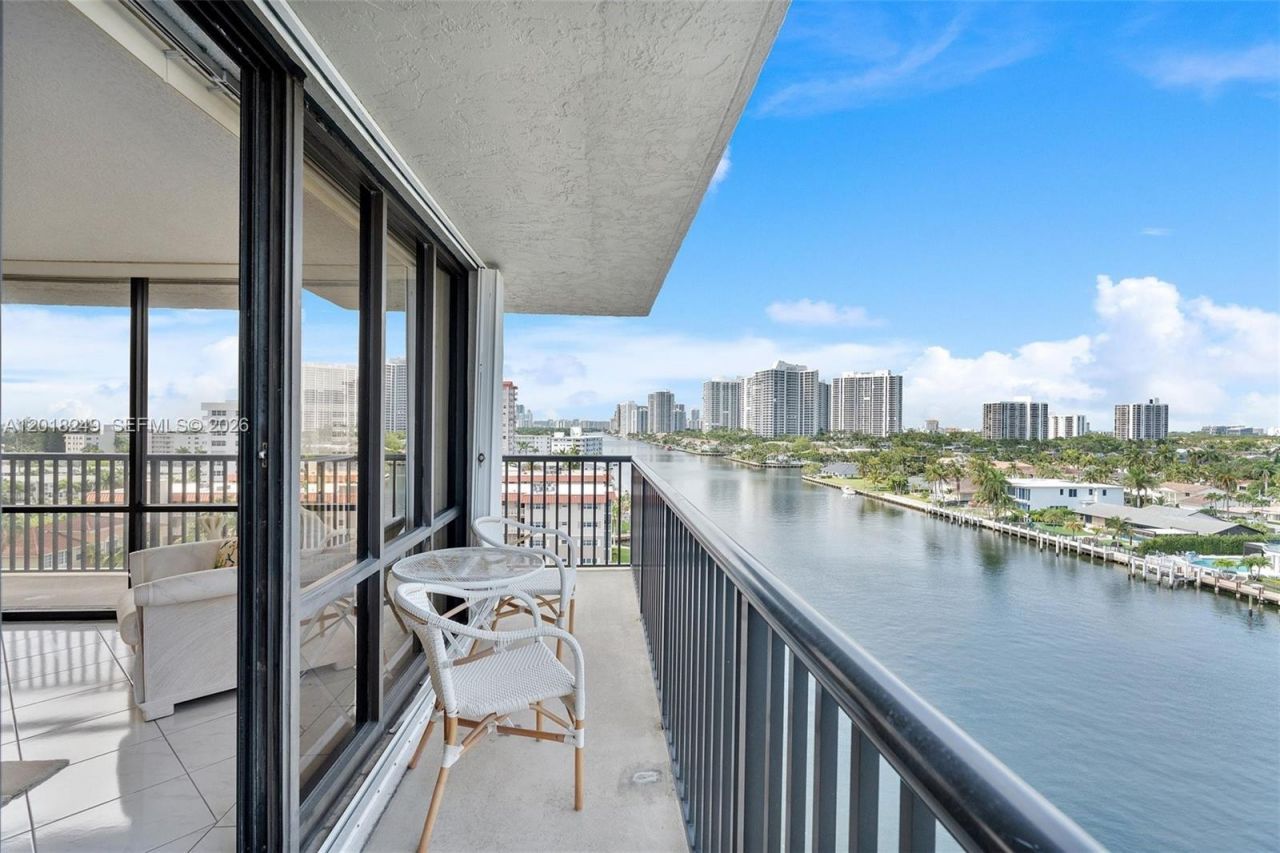 2017 S Ocean Dr , Unit 910, Hallandale Beach, FL 33009 Photo