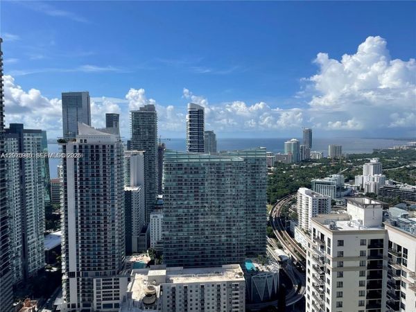 55 SW 9th St , Unit 4304, Miami, FL 33130