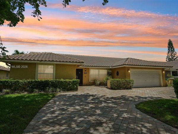 483 NW 107th Ave , Coral Springs, FL 33071