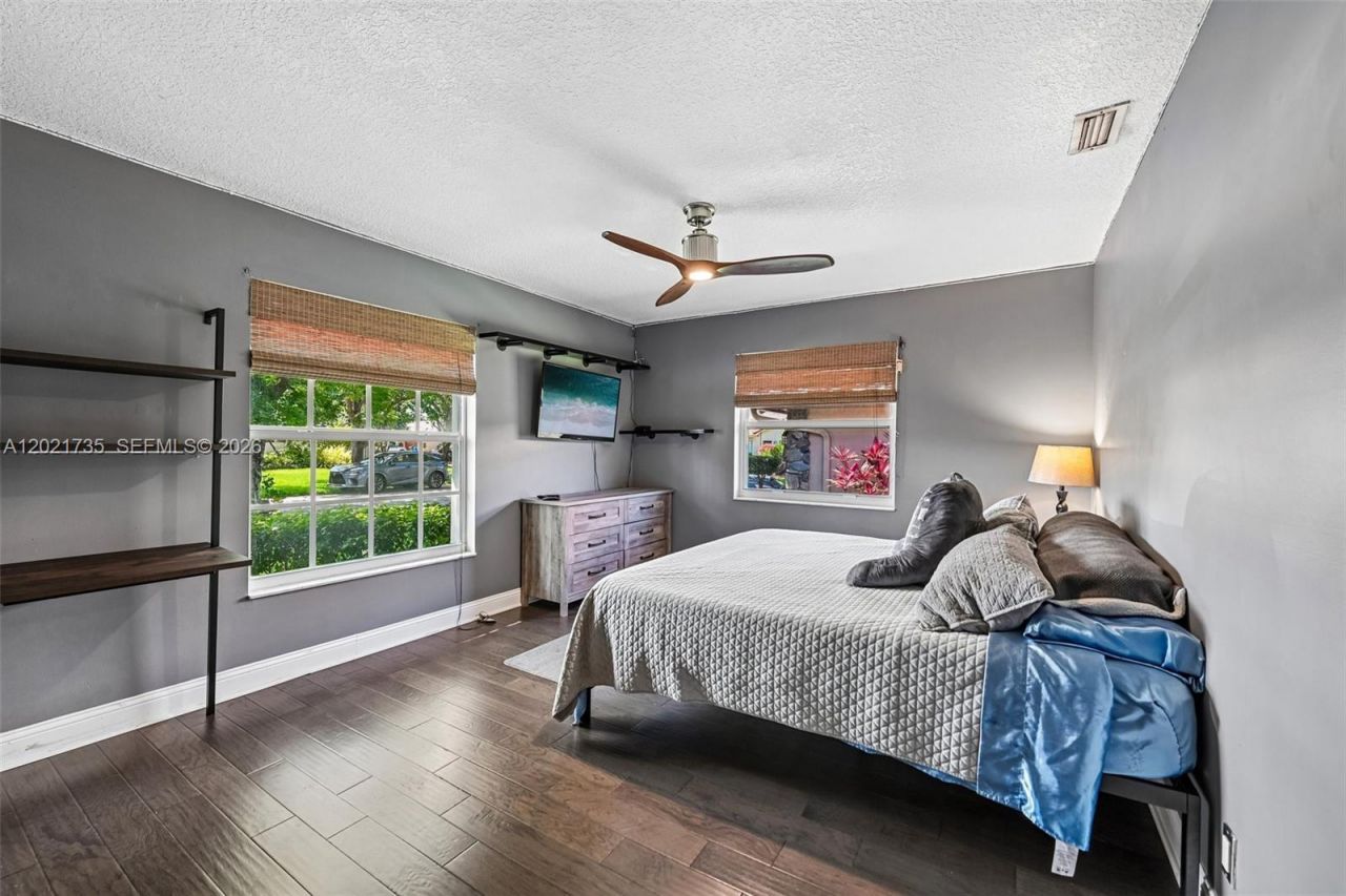483 NW 107th Ave, Coral Springs, FL 33071 Photo