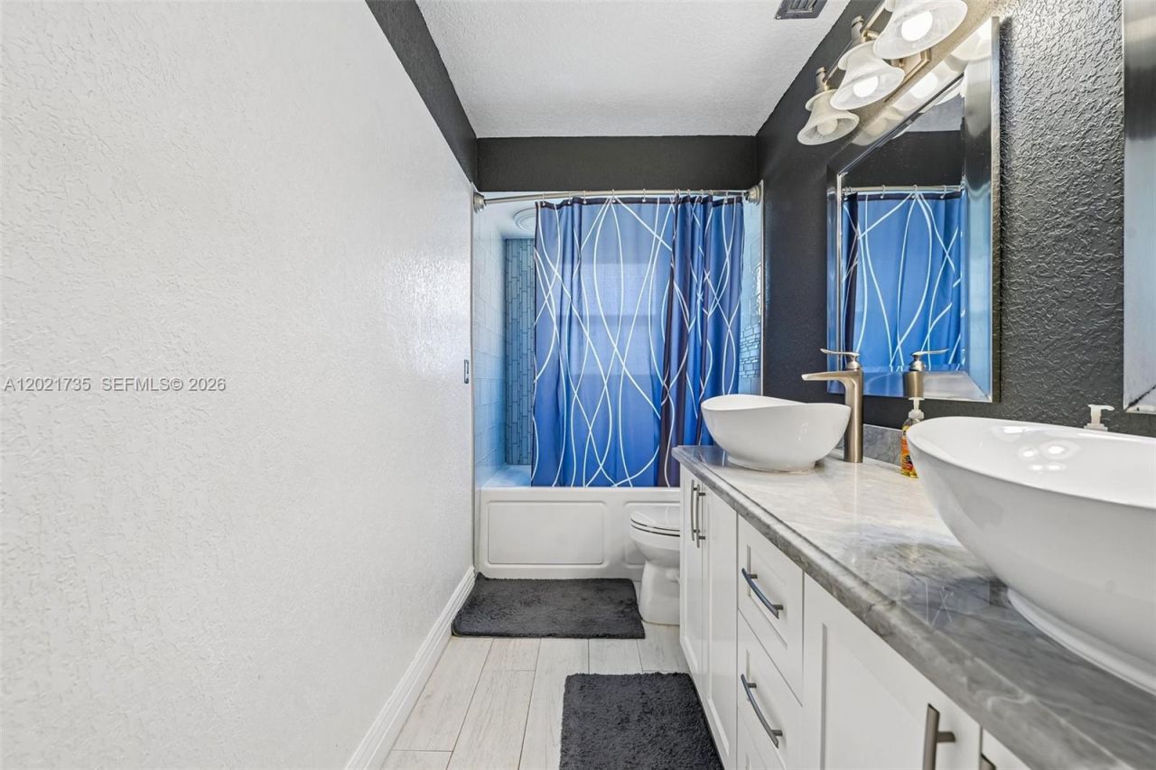 483 NW 107th Ave, Coral Springs, FL 33071 Photo