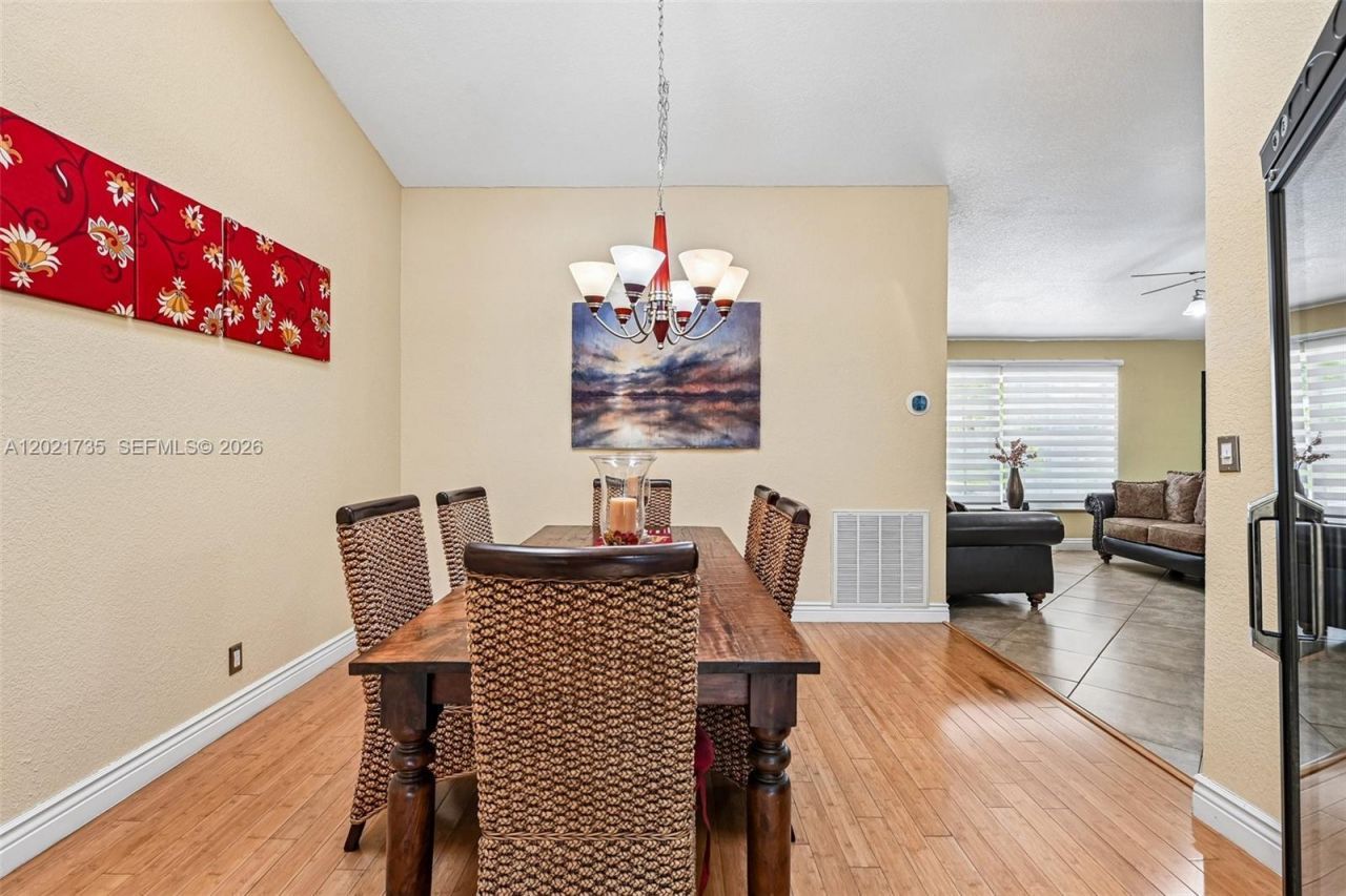 483 NW 107th Ave, Coral Springs, FL 33071 Photo