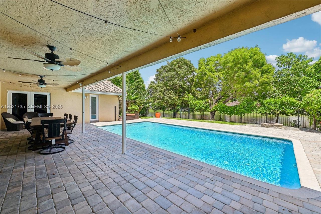 483 NW 107th Ave, Coral Springs, FL 33071 Photo