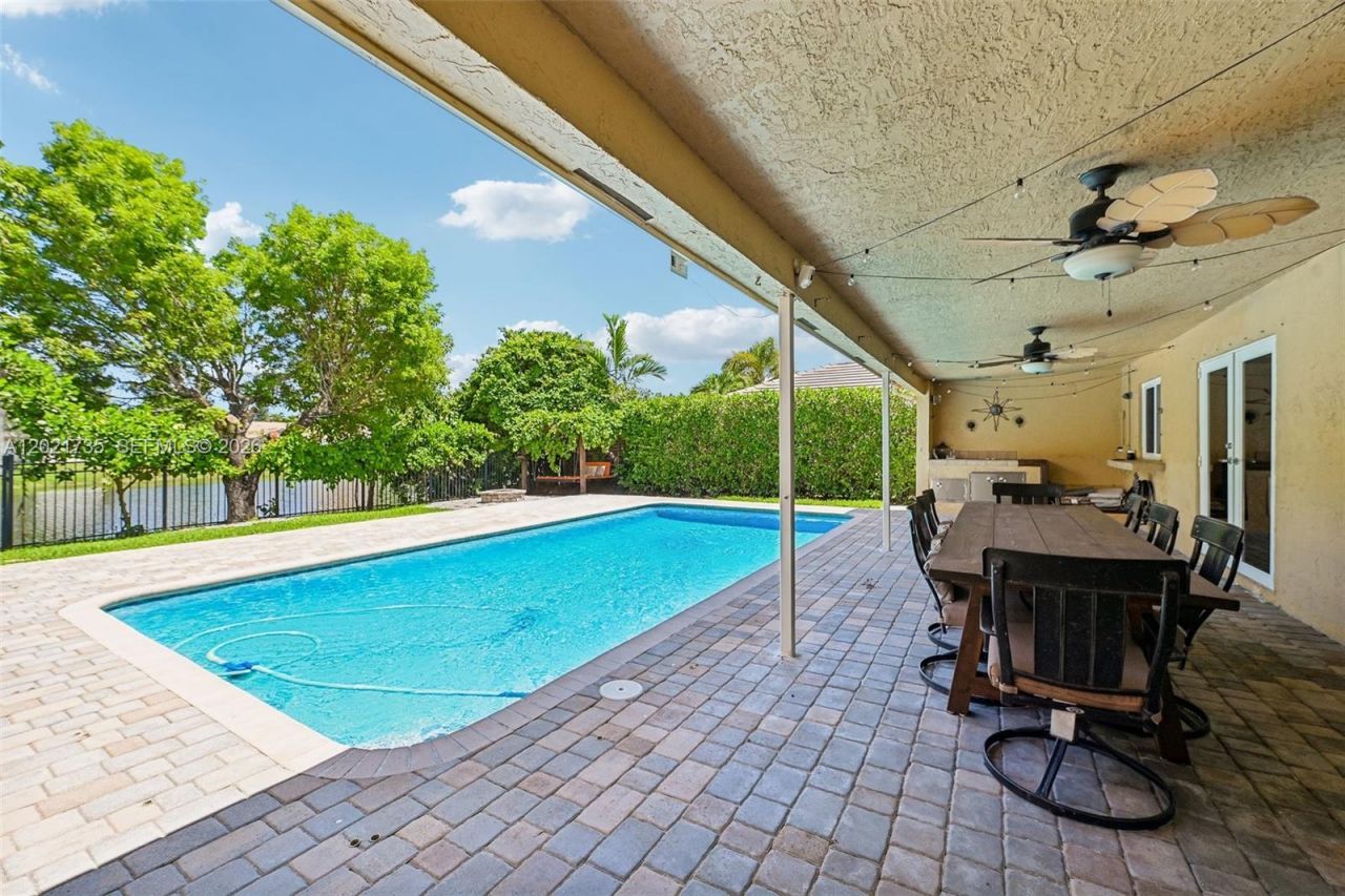 483 NW 107th Ave , Coral Springs, FL 33071 Photo