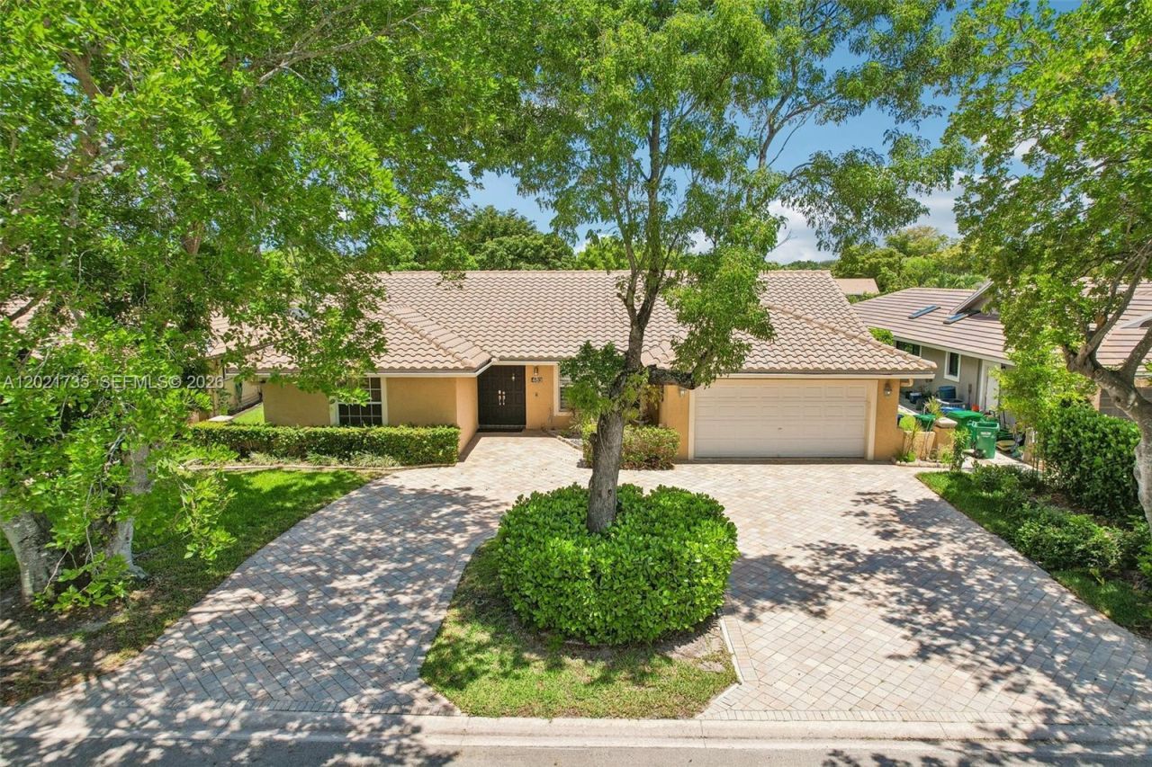 483 NW 107th Ave, Coral Springs, FL 33071 Photo