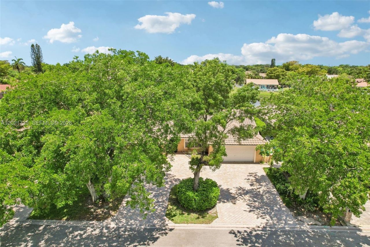 483 NW 107th Ave, Coral Springs, FL 33071 Photo