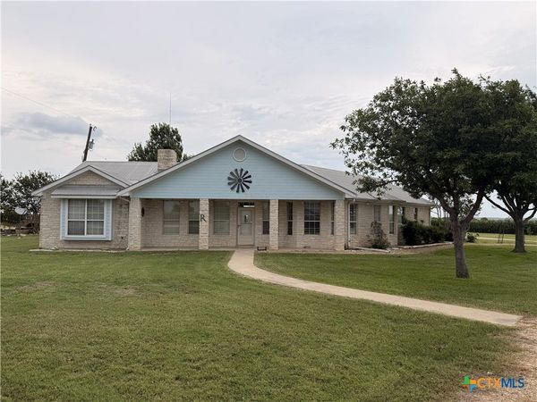 5600 Fm 1466 , Coupland, TX 78615