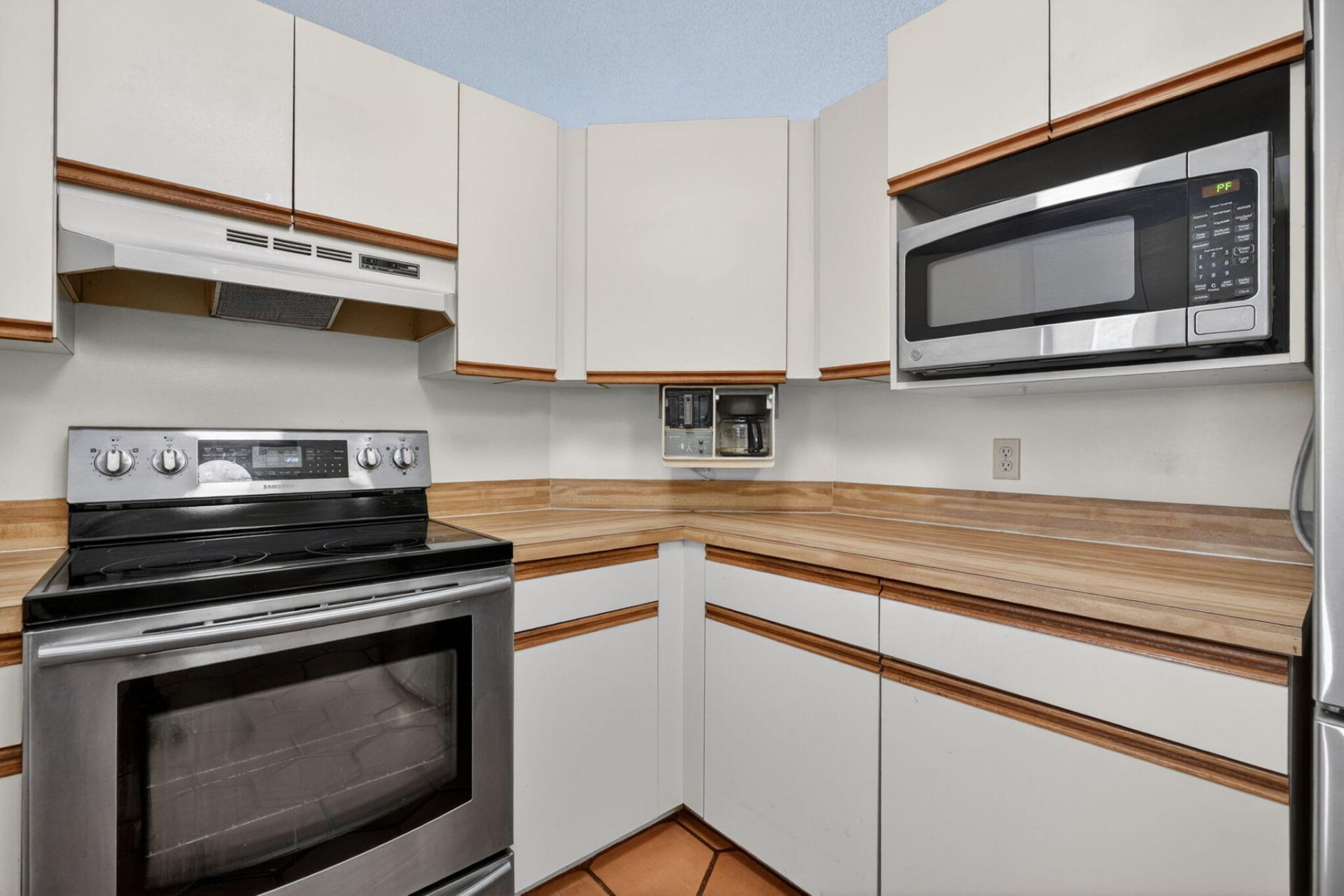 9055 SE Harbor Island Way, Hobe Sound, FL 33455 Photo