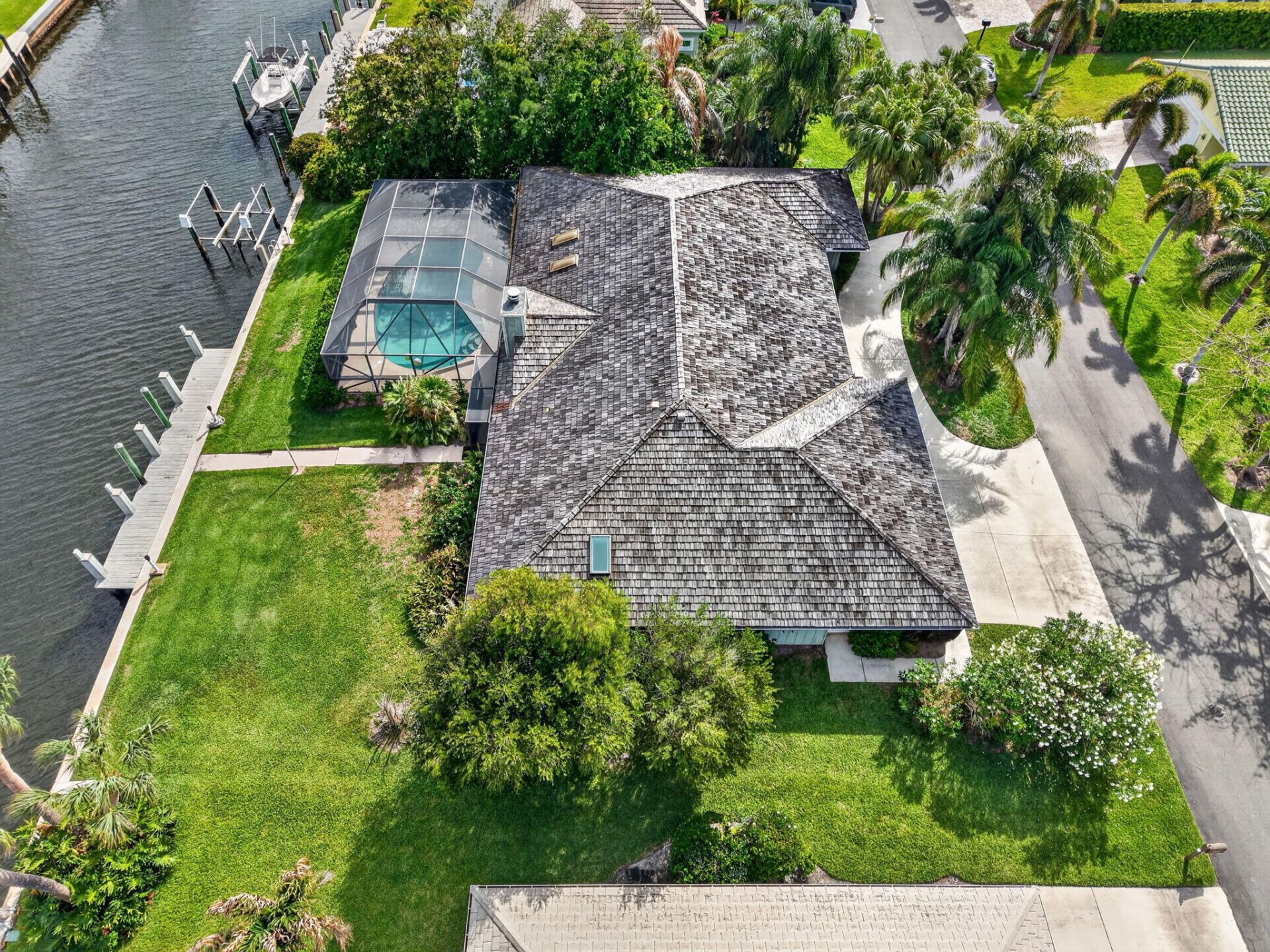 9055 SE Harbor Island Way, Hobe Sound, FL 33455 Photo