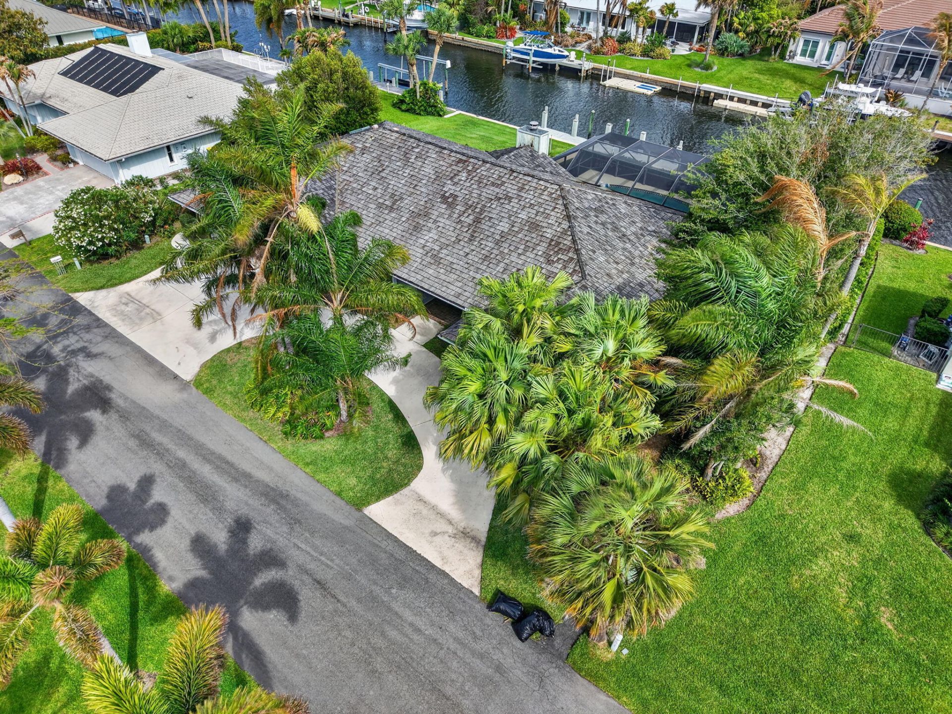 9055 SE Harbor Island Way, Hobe Sound, FL 33455 Photo