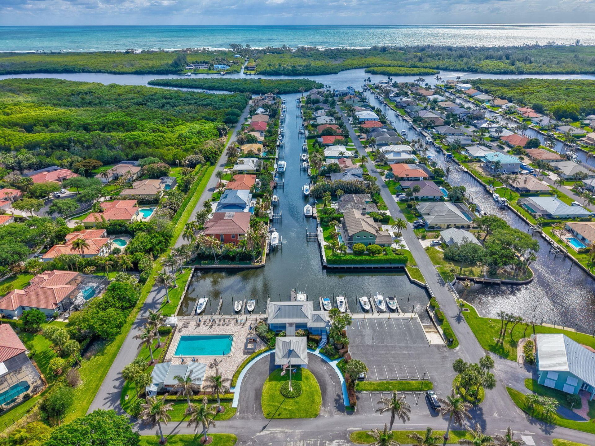 9055 SE Harbor Island Way, Hobe Sound, FL 33455 Photo