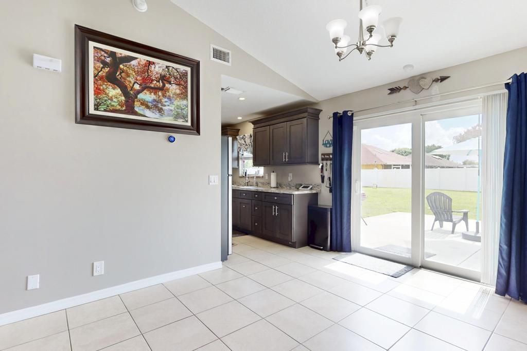 2590 SW Hinchman Street, Port Saint Lucie, FL 34984 Photo