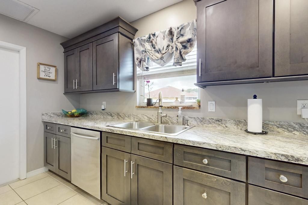 2590 SW Hinchman Street, Port Saint Lucie, FL 34984 Photo