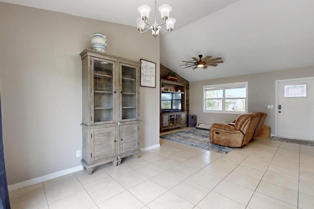 2590 SW Hinchman Street, Port Saint Lucie, FL 34984 Photo