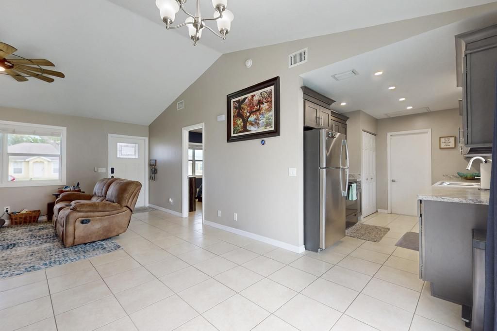 2590 SW Hinchman Street, Port Saint Lucie, FL 34984 Photo